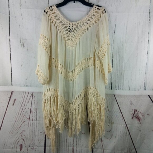 Questions Ivory Crochet Cardigan - Picture 10 of 13